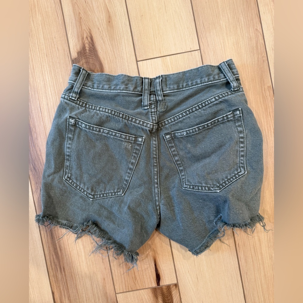 FP Shorts - Picture 4 of 6